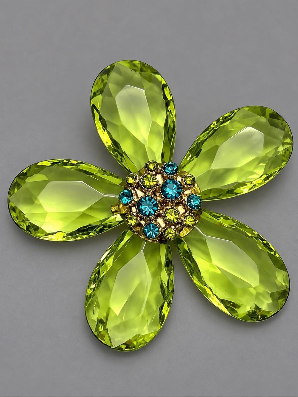 Vintage Olivina and Teal Large Lucite Brooch #cz354